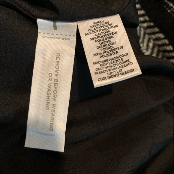 NWOT LOFT black and white skirt. With pockets. Lined. Size 6. - Picture 4 of 9